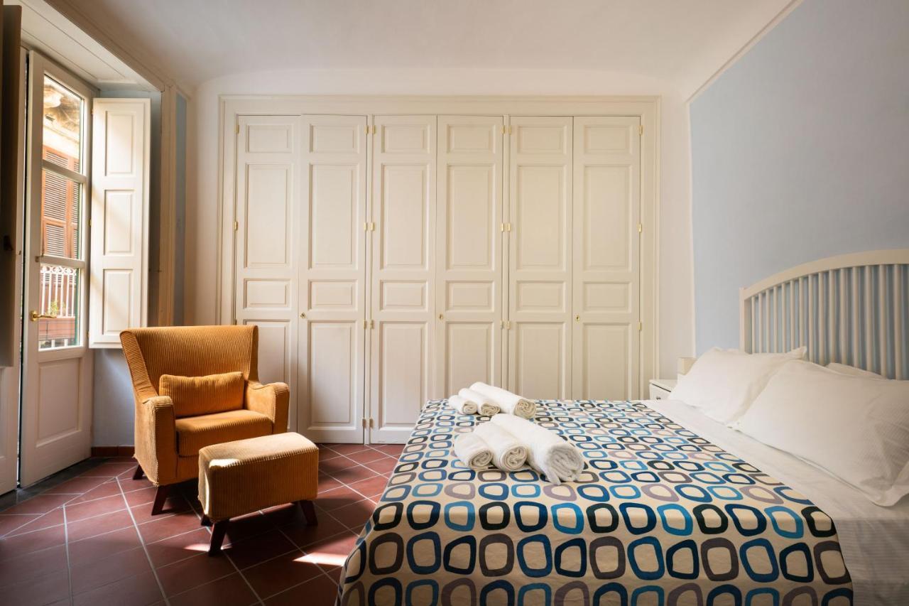 I Tre Balconi Di Via Roma Apartment Szirakúza Kültér fotó